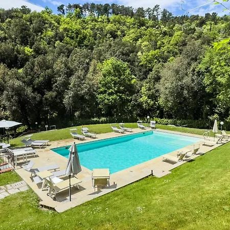 Charming Studio With Shared Pool In לורו צ'יופנה מראה חיצוני תמונה