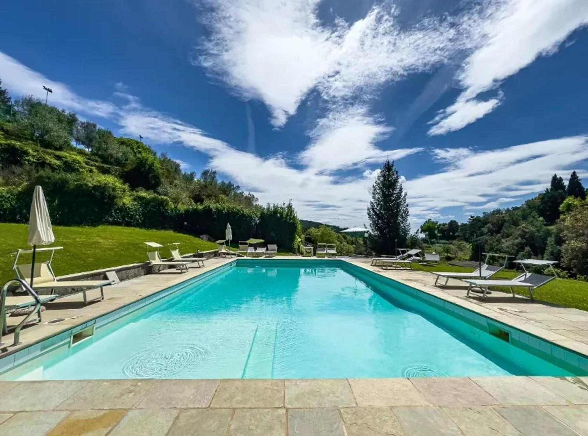 Charming Studio With Shared Pool In לורו צ'יופנה מראה חיצוני תמונה
