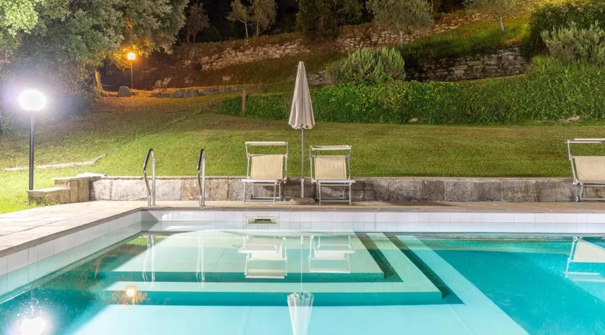 Charming Studio With Shared Pool In לורו צ'יופנה מראה חיצוני תמונה