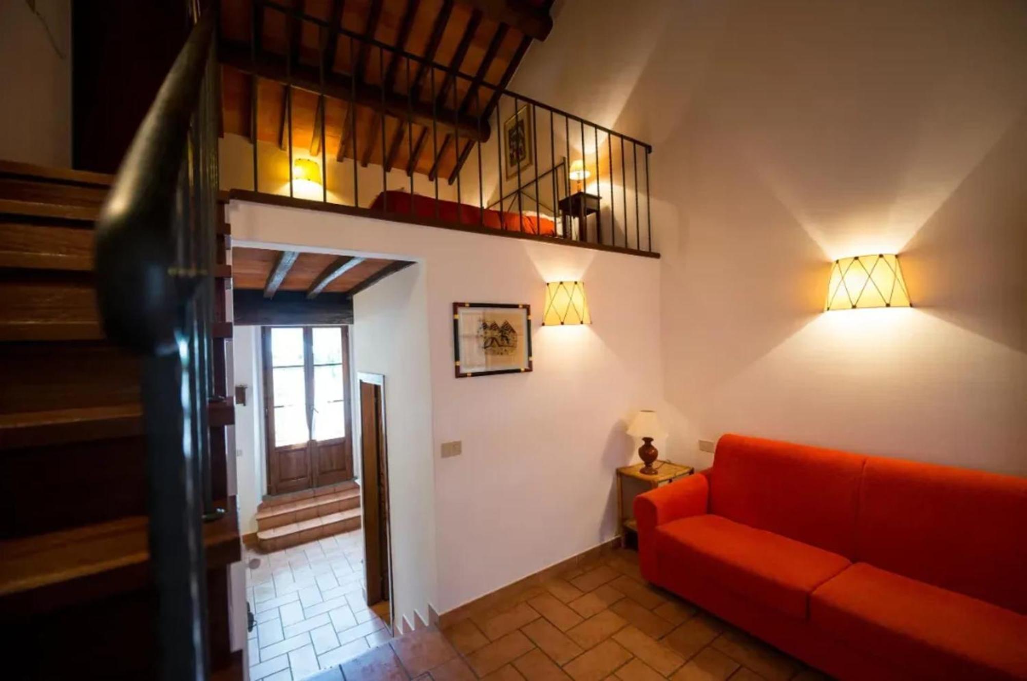 Charming Studio With Shared Pool In לורו צ'יופנה מראה חיצוני תמונה