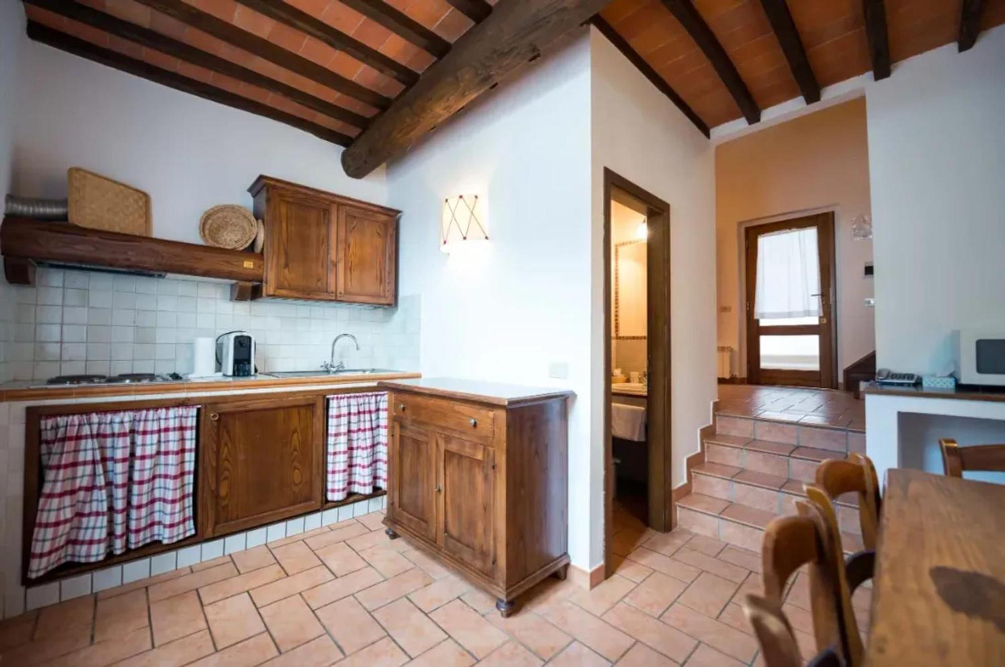 Charming Studio With Shared Pool In לורו צ'יופנה מראה חיצוני תמונה