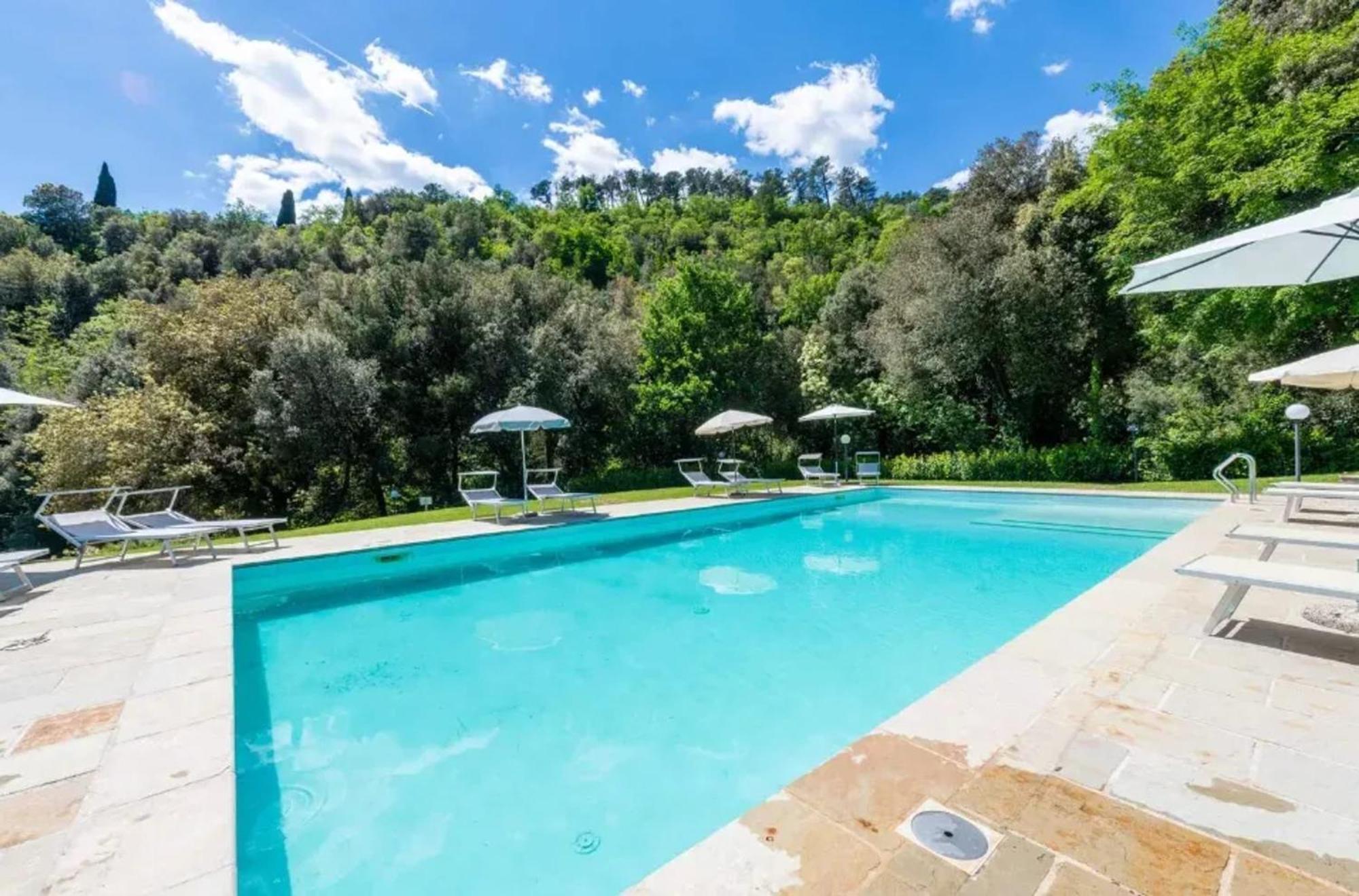 Charming Studio With Shared Pool In לורו צ'יופנה מראה חיצוני תמונה